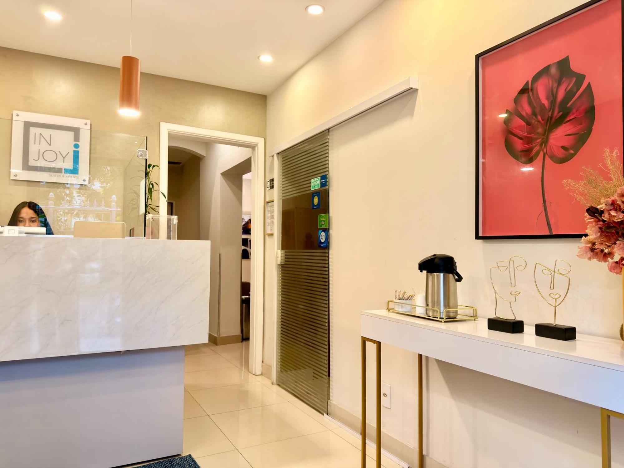 Injoy Suites & Aparts — Fotos 1